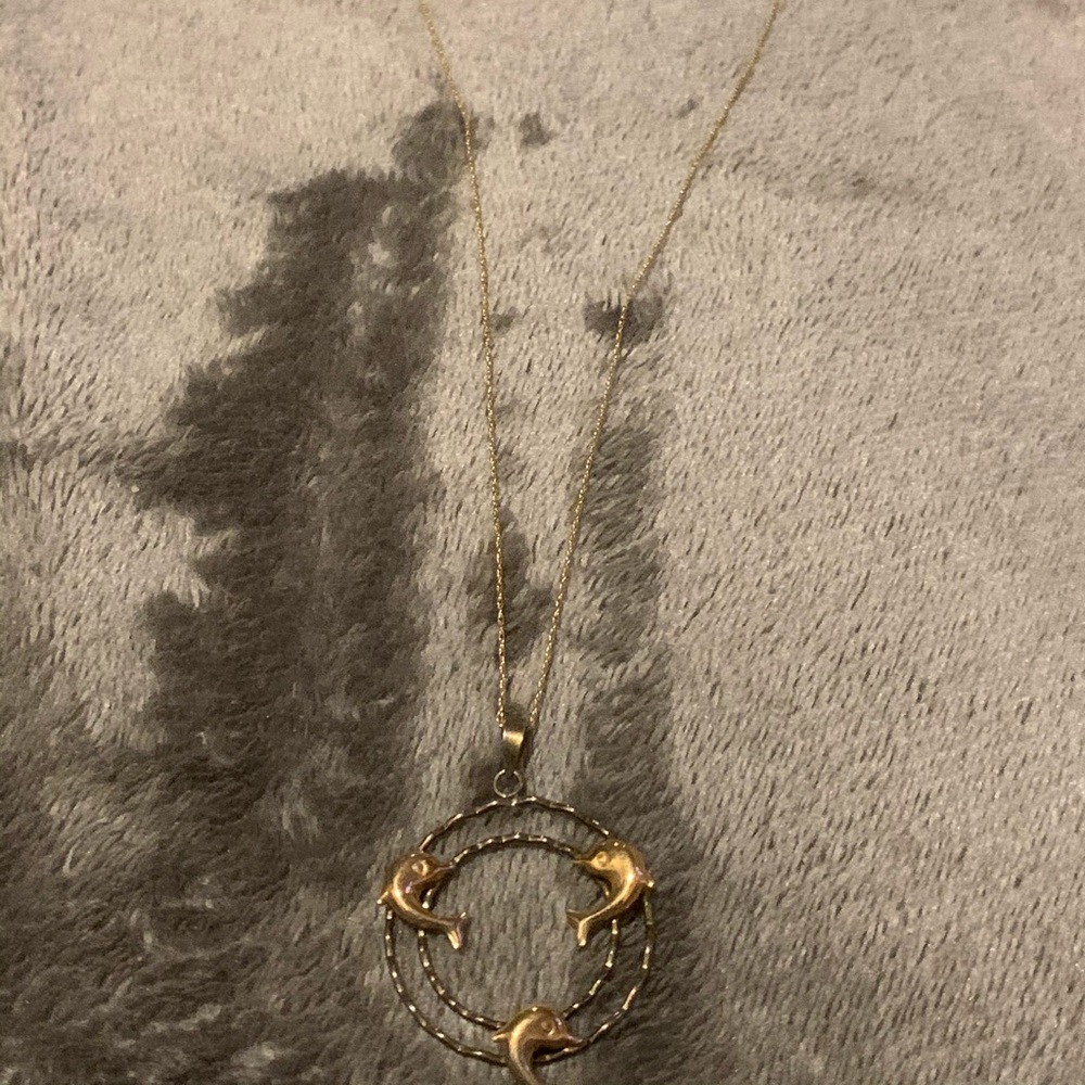 14 k chain with 14k dolphins